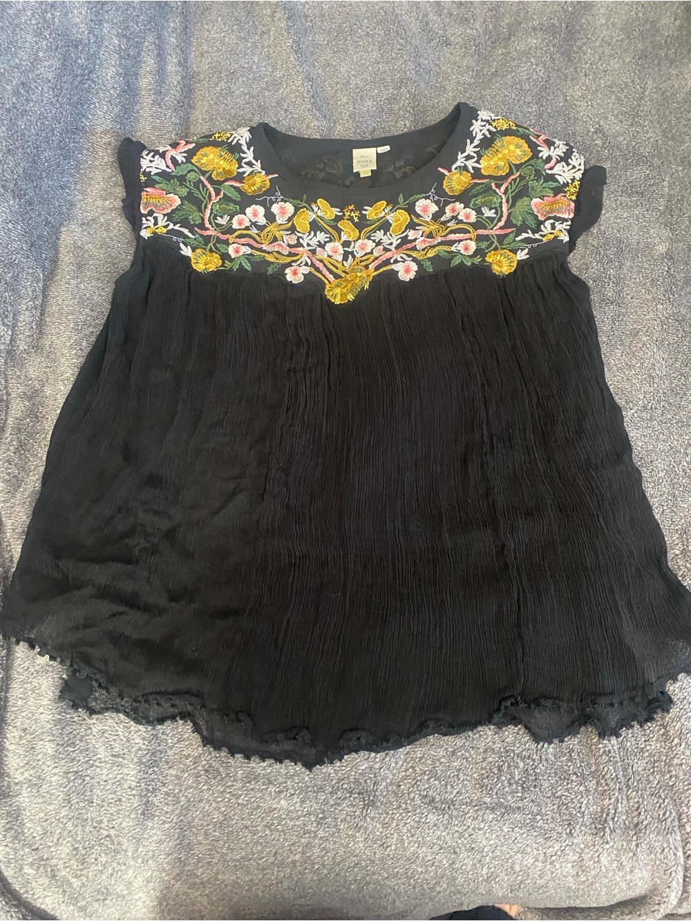 Anthropologie Seen Worn Kept Bohemian Embroidered top Size S